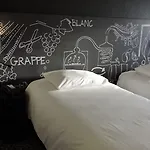 Ibis Styles Cognac Отель Шатобернар