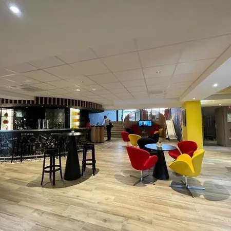 Ibis Styles Cognac Hotel 3*