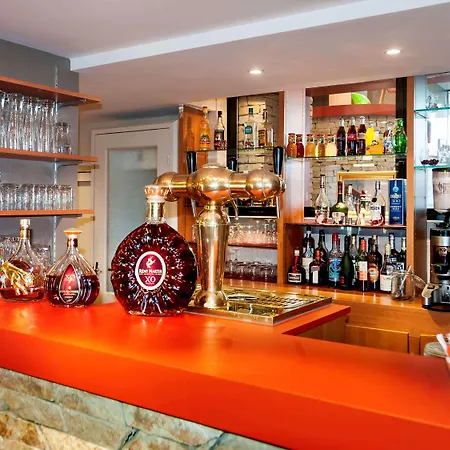 Hotel Ibis Styles Cognac Chateaubernard