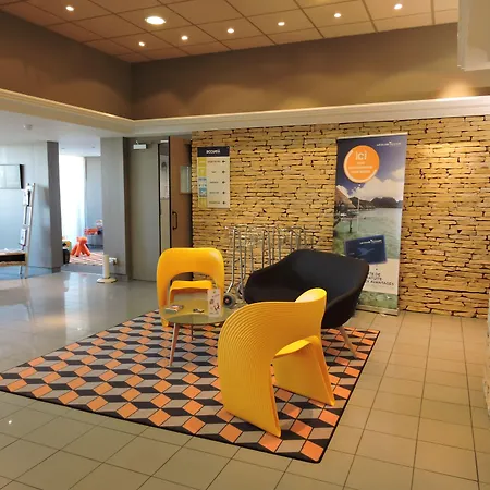 Ibis Styles Cognac מלון 3*