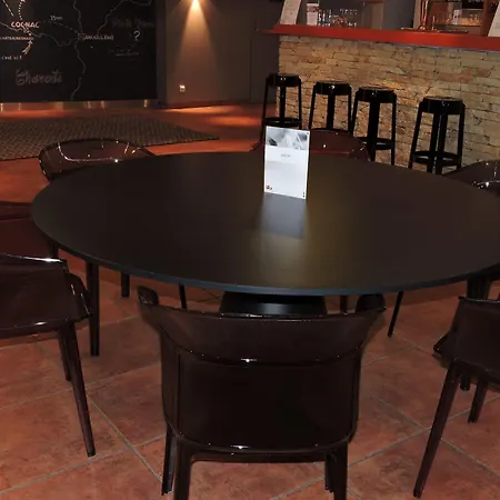 Ibis Styles Cognac ホテル Châteaubernard