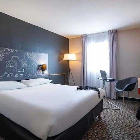 Ibis Styles Cognac 3* 샤토베르나르