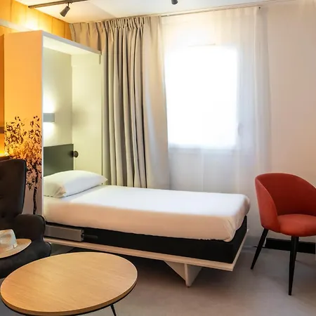 Ibis Styles Cognac מלון 3*