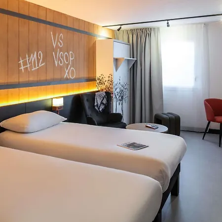 Ibis Styles Cognac 호텔