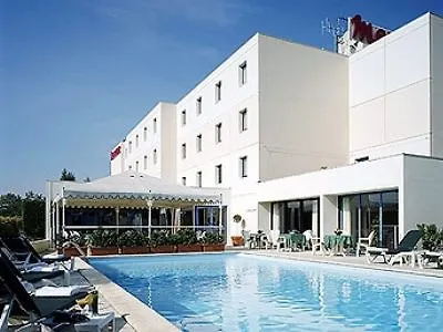 Ibis Styles Cognac 3*